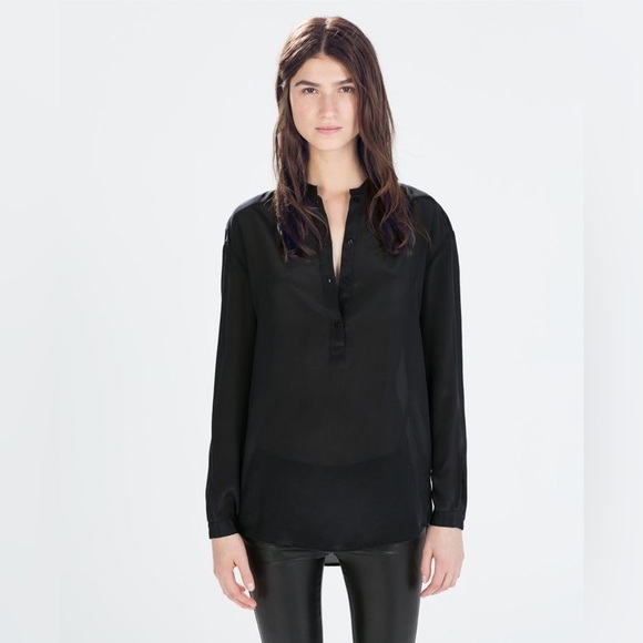 Banana Republic Black Deep V-Neck Silk Blouse M - Picture 1 of 6